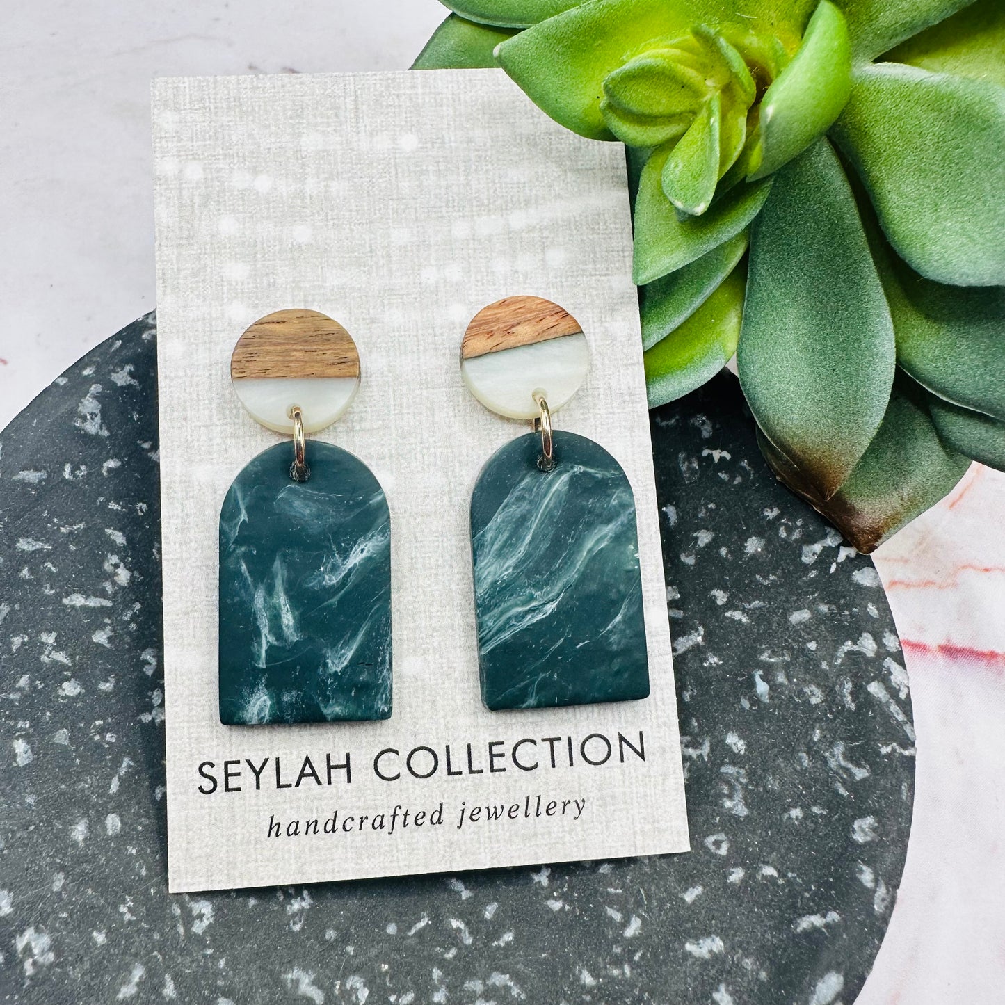 Scarlet Dangles | Evergreen Marble