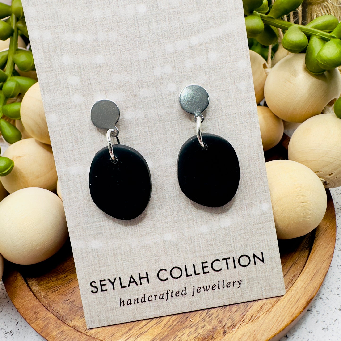 Keira Dangles | Black