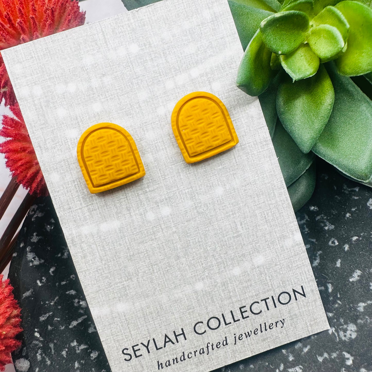 Molly Studs | Mustard